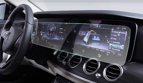 Mercedes GLA Ekran Koruyucu