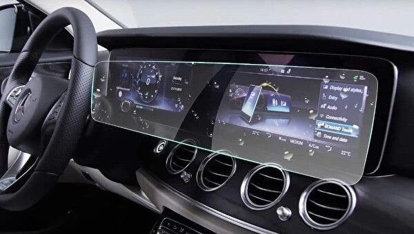 Mercedes EQB Ekran Koruyucu