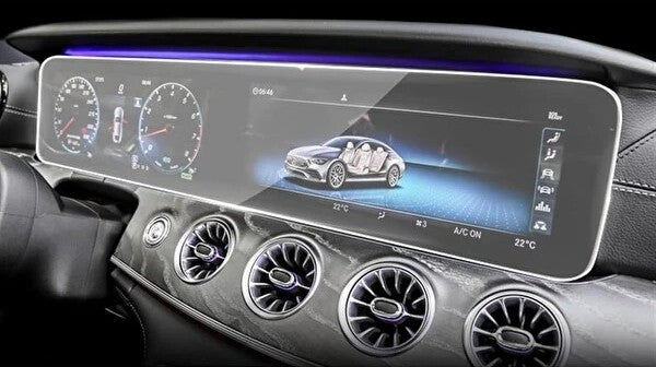 Mercedes EQA Ekran Koruyucu
